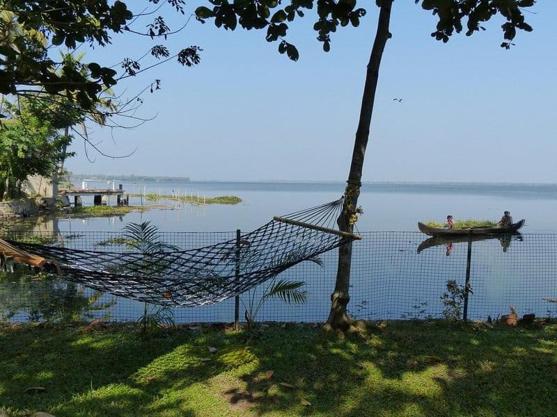Lovedale Lakeside Homestay Alappuzha Exterior photo